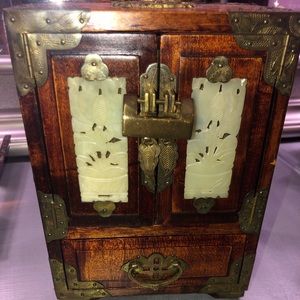 Antique Japanese jewelry box with jade inlay